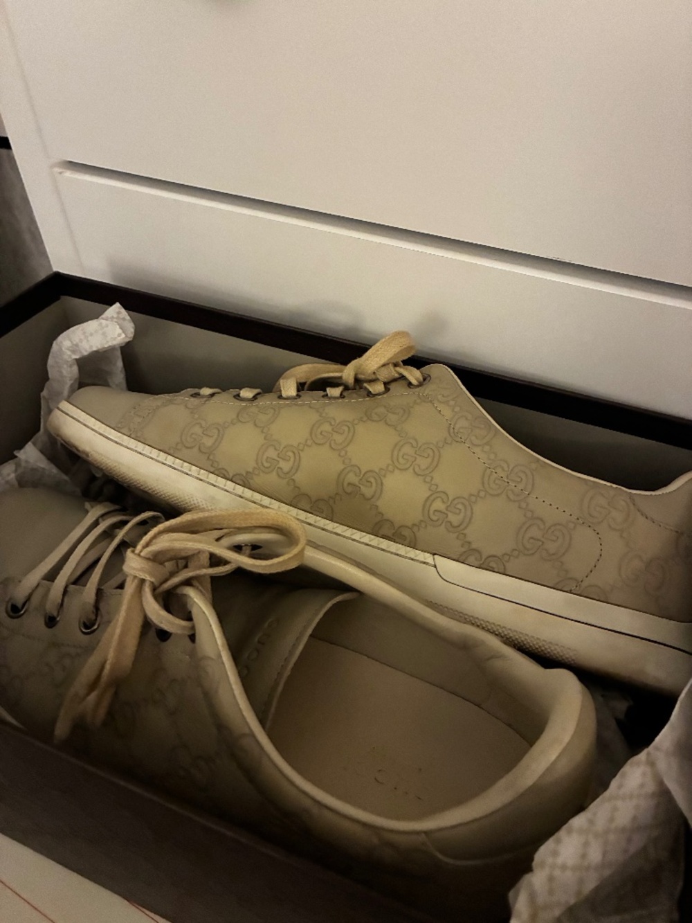 Gucci tennis shoes